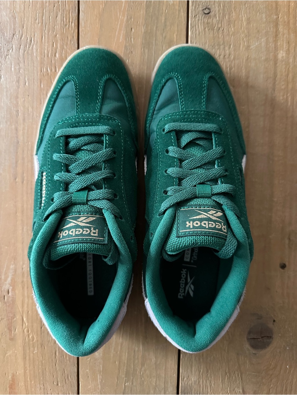 Reebok Green Suede Low-Top Sneakers with Gum Sole - Picture 4 of 6